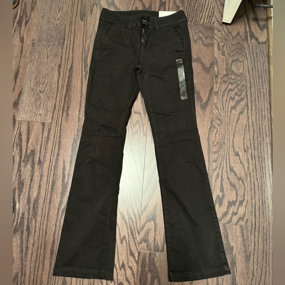 American Eagle Kickboot black pants size 2R NWT